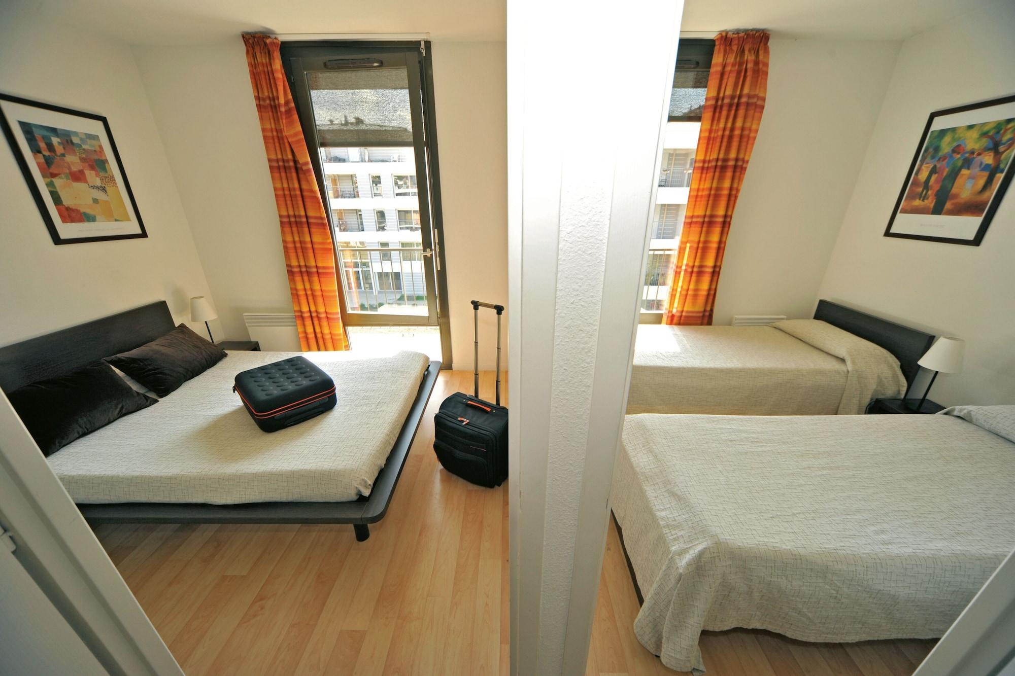 อัปปาร์ตซิตี้ เกรอนอบล์ เมล็อง Aparthotel เมย์ล็อง ภายนอก รูปภาพ
