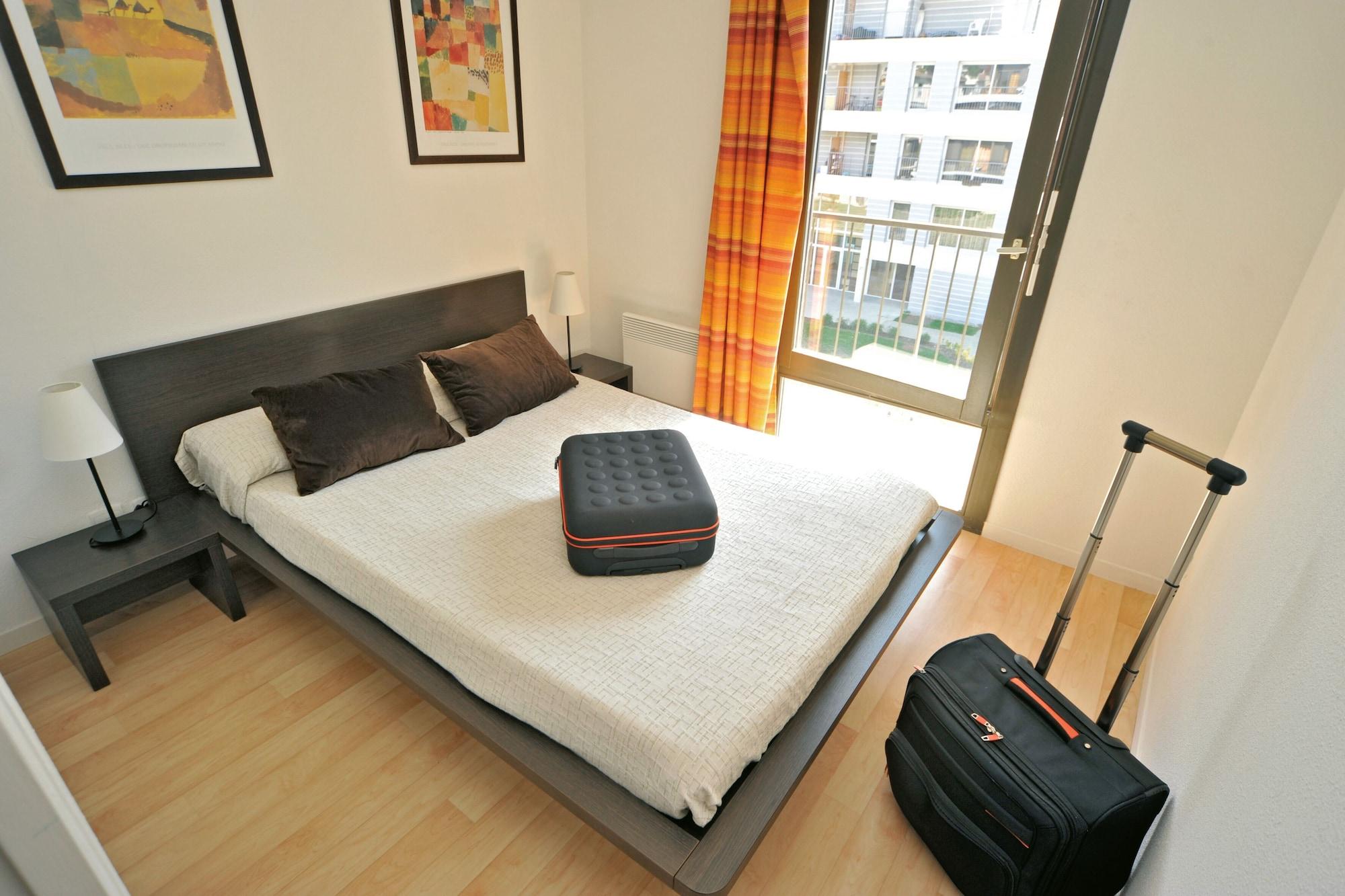 อัปปาร์ตซิตี้ เกรอนอบล์ เมล็อง Aparthotel เมย์ล็อง ภายนอก รูปภาพ